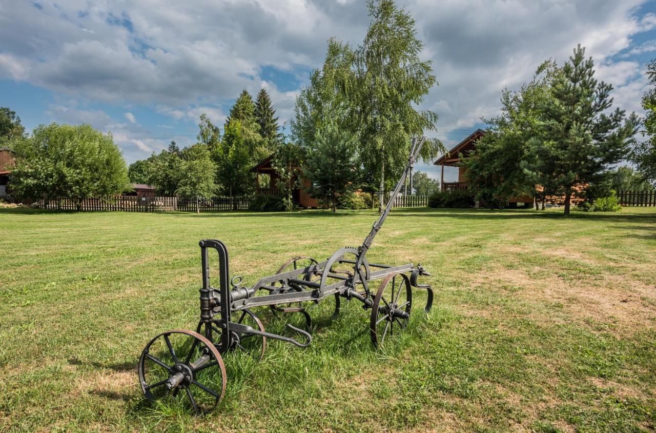 Penzion U Lišky Jarosov nad Nezarkou Esterno foto
